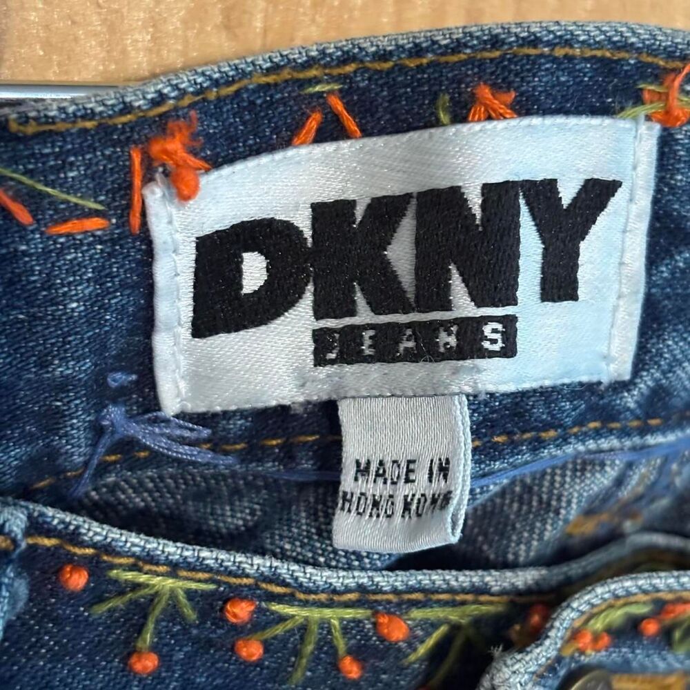 Vintage 90s DKNY High Waist Embroidered Hippie 100% Cotton Jeans Sz 2 - Picture 6 of 7